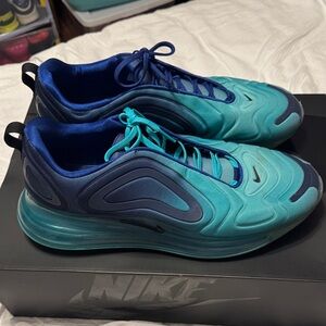 Nike Air Max in Blue and Turquoise